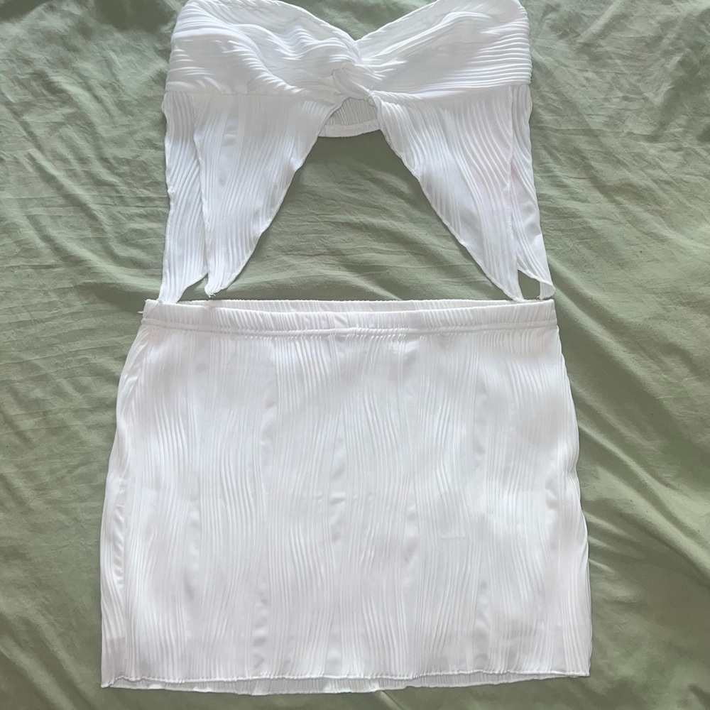 White Two-Piece Set with Textured Design